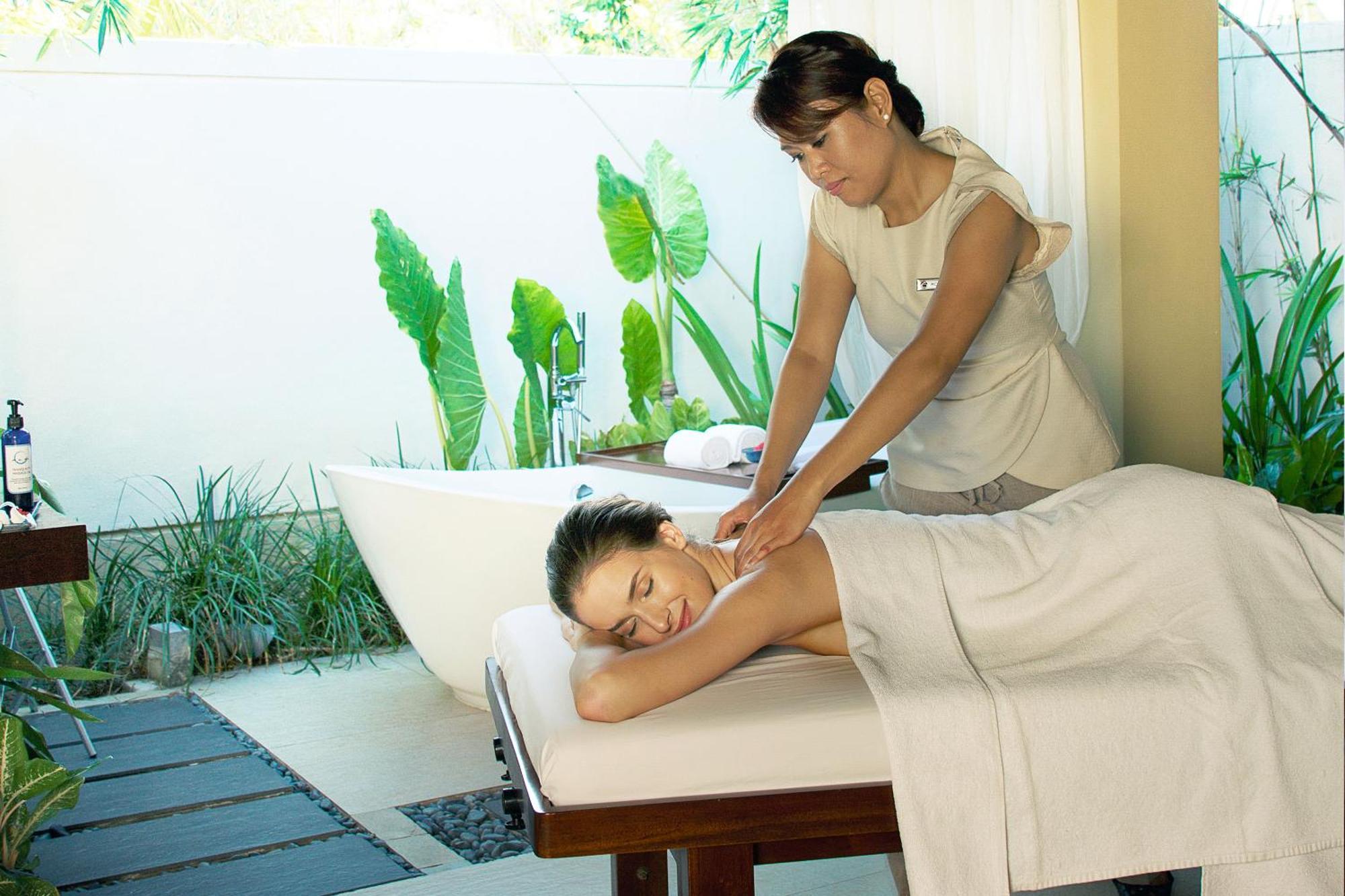 Crimson Resort And Spa - Mactan Island, Cebu Lapu-Lapu City Exteriör bild
