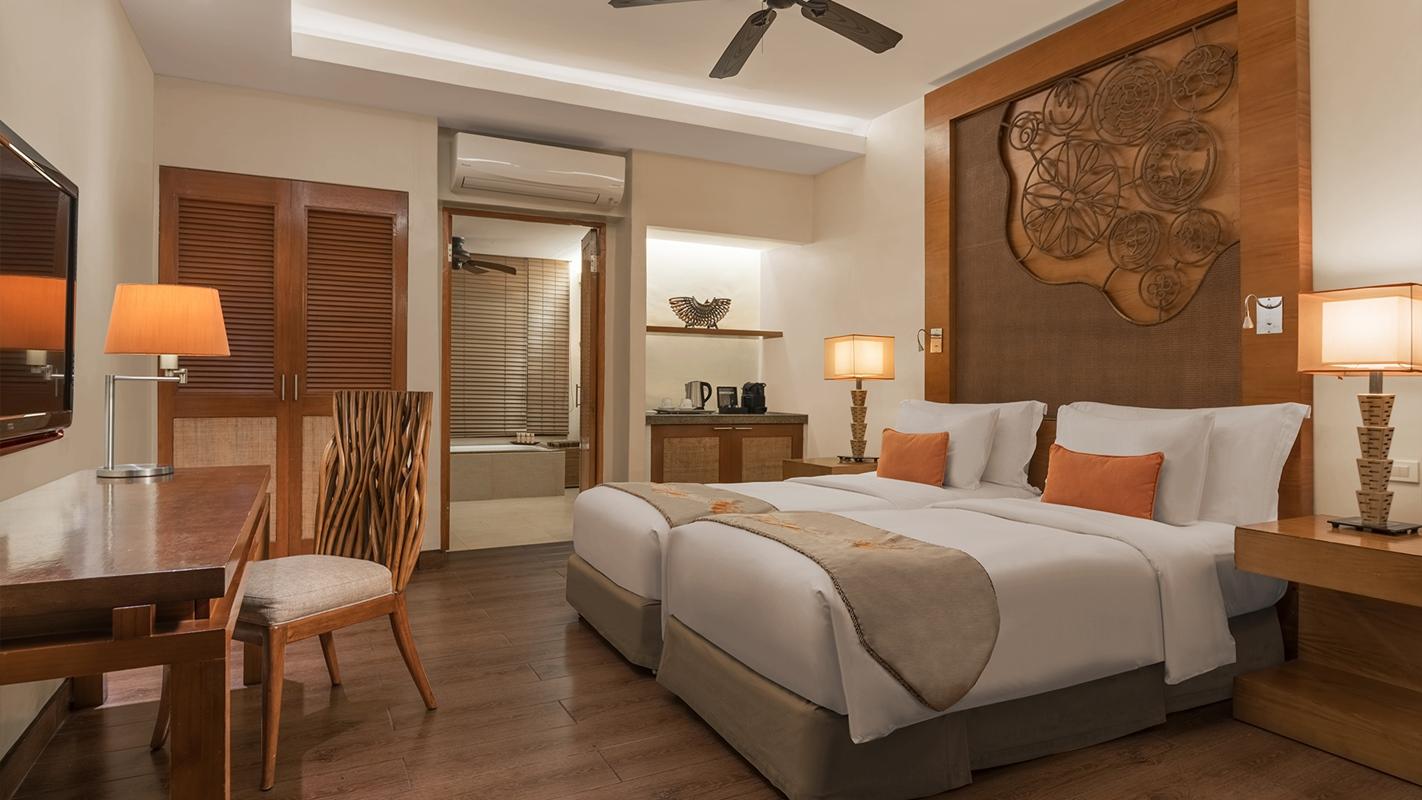 Crimson Resort And Spa - Mactan Island, Cebu Lapu-Lapu City Exteriör bild