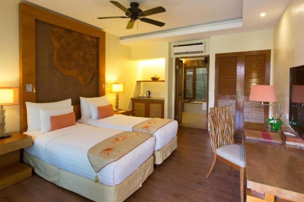 Crimson Resort And Spa - Mactan Island, Cebu Lapu-Lapu City Exteriör bild